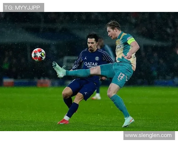 全球在位足球明星精彩瞬间汇总及其成就展示 全球在位足球明星精彩瞬间汇总及其成就展示