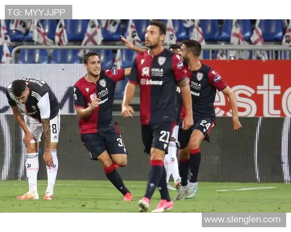 足球全场压迫战术解析与应用探讨提升球队整体防守与进攻效率 足球全场压迫战术解析与应用探讨提升球队整体防守与进攻效率